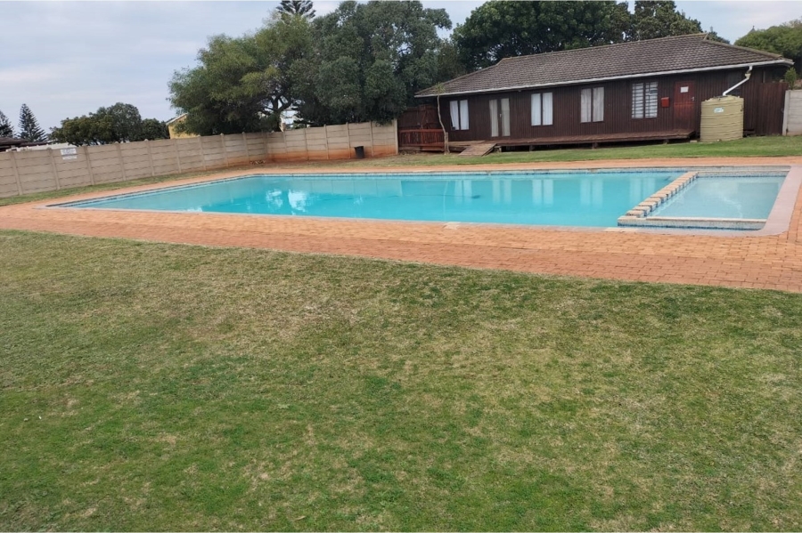 2 Bedroom Property for Sale in C Place Eastern Cape